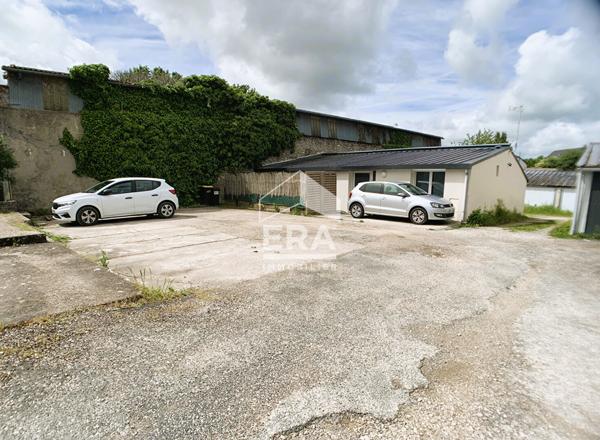 GARAGE A LOUER - BLOIS - BOX / GARAGE INDÉPENDANT FERME D'ENV. 14 m²