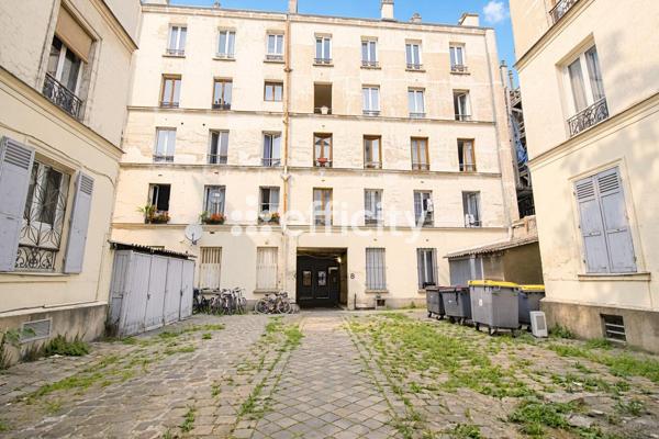 Appartement
         2 pièces
        - 38 m² Exclusivité 179 000 € *