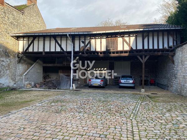 Ensemble Immobilier - Immeuble - COMPIEGNE centre ville