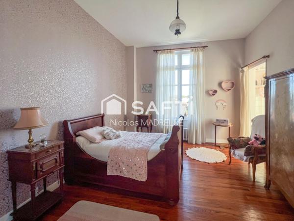 Hôtel particulier 600 m2, 12 pièces, 10 chambres