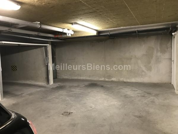 Saint Lazare-Justice de Castelnau-garage fermé en sous-sol dans résidence sécurisée