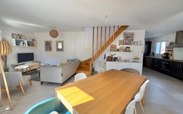 Appartement à vendre    3 pièces • 77,38 m2 Vauvert