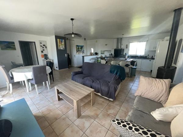 Maison à vendre |  Thiviers |  6 pièces | 126 m²