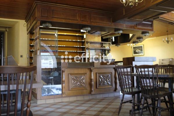 Maison 10 pièces - 316 m²