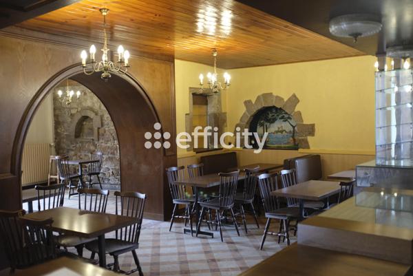 Maison 10 pièces - 316 m²