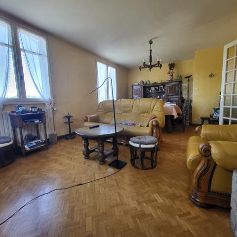 Foyer cantalien RIOM-ES-MONTAGNES Riom es Montagnes (15400)