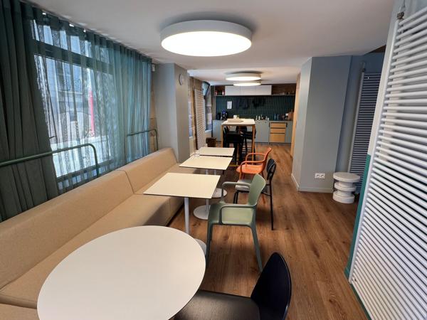 Bureaux à louer ou à vendre Nantes centre surface rénovée en 2023