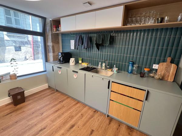Bureaux à louer ou à vendre Nantes centre surface rénovée en 2023