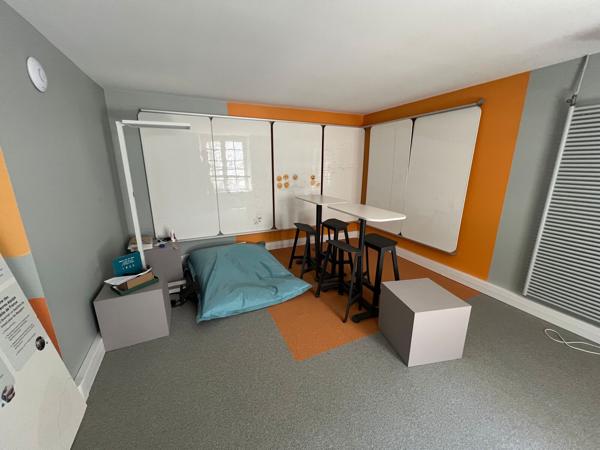 Bureaux à louer ou à vendre Nantes centre surface rénovée en 2023