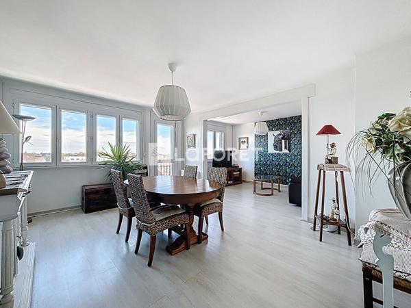 Achat appartement près de ARMENTIERES - 4 pièce(s) - 87 m² - 108 800 €