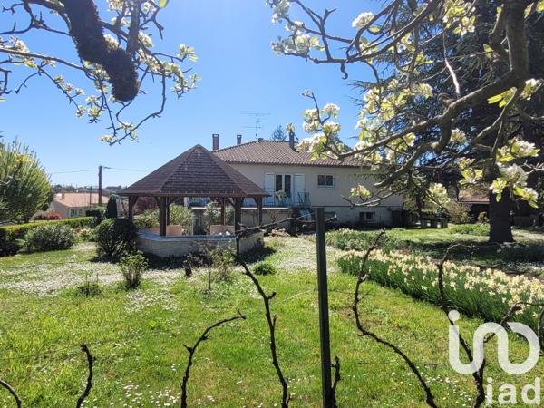 Maison à vendre 6 pièces 250 m² Mornac