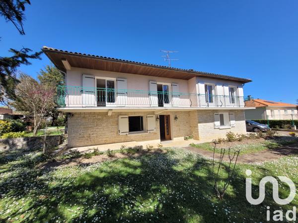 Maison à vendre 6 pièces 250 m² Mornac