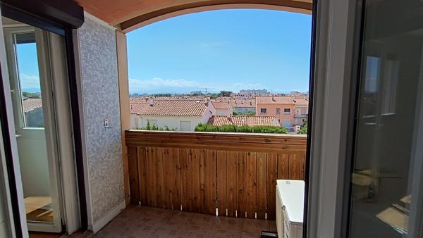 A VENDRE - APPARTEMENT T3 - TERRASSE - GARAGE - CAVE - PARKING - VUE SUR LE CANIGOU - 66000 PERPIGNAN