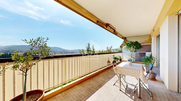 NICE - NORD / CESSOLE : GRAND 4 PIÈCES TRAVERSANT AVEC TERRASSE, GARAGE