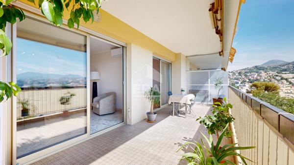 NICE - NORD / CESSOLE : GRAND 4 PIÈCES TRAVERSANT AVEC TERRASSE, GARAGE