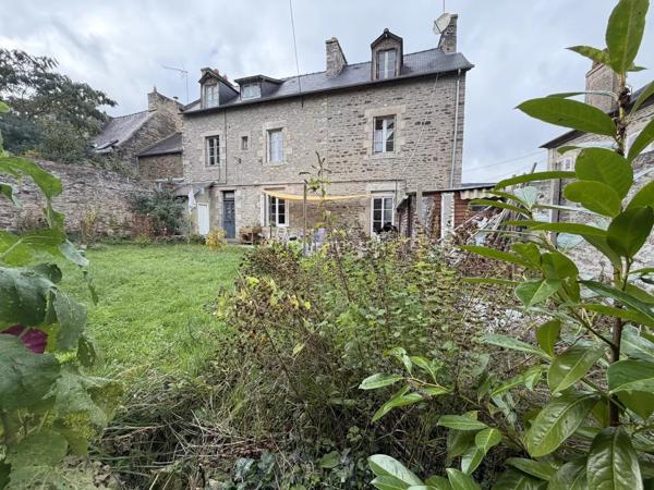 Vente                                                      Appartement
                        
                     3 pièces                      54 m2                     à Dinan