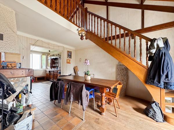 Maison à Etrechy avec sous-sol total et possibilité 2/3 chambres