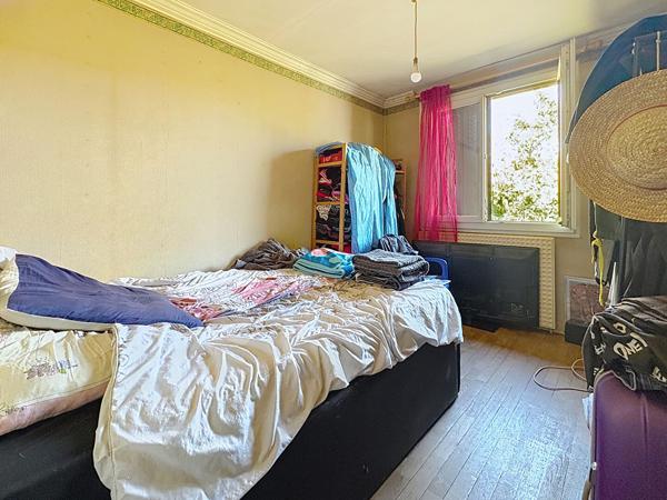 Maison à Etrechy avec sous-sol total et possibilité 2/3 chambres