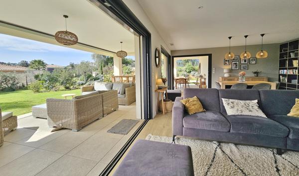 BASTELICACCIA Superbe villa F5 avec piscine Bastelicaccia (20129)