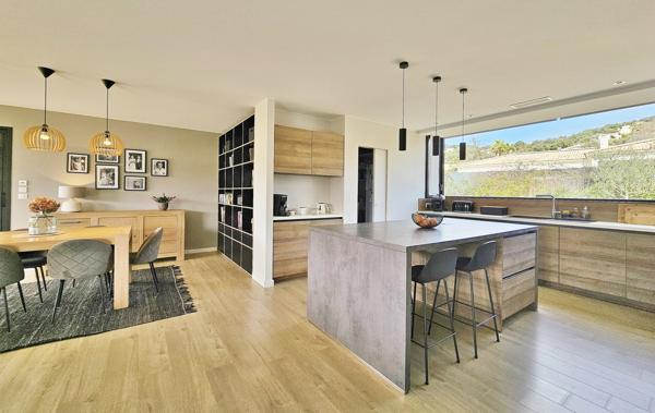 BASTELICACCIA Superbe villa F5 avec piscine Bastelicaccia (20129)