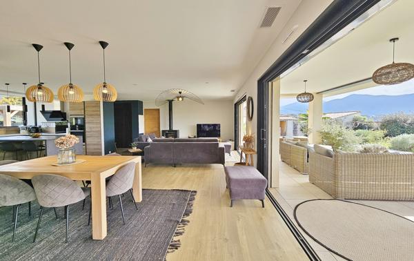 BASTELICACCIA Superbe villa F5 avec piscine Bastelicaccia (20129)