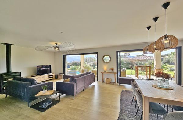 BASTELICACCIA Superbe villa F5 avec piscine Bastelicaccia (20129)