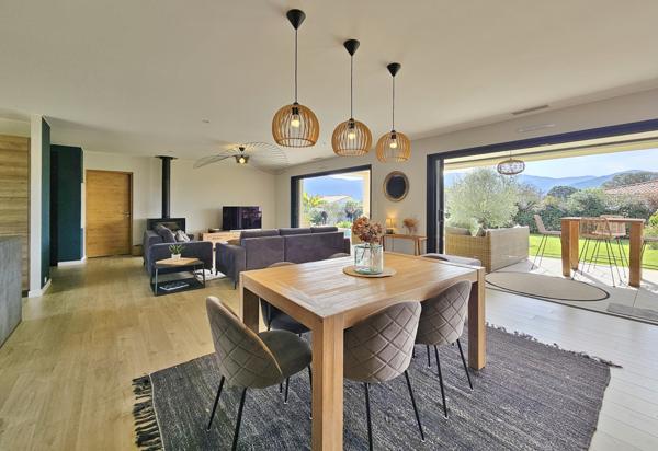 BASTELICACCIA Superbe villa F5 avec piscine Bastelicaccia (20129)