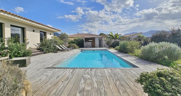 BASTELICACCIA Superbe villa F5 avec piscine Bastelicaccia (20129)