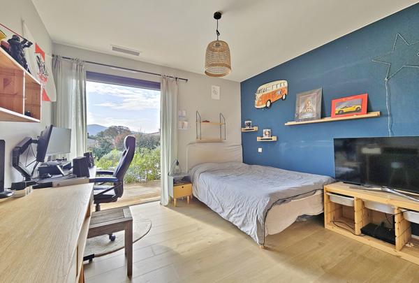 BASTELICACCIA Superbe villa F5 avec piscine Bastelicaccia (20129)