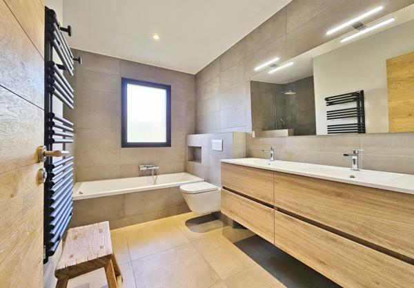 BASTELICACCIA Superbe villa F5 avec piscine Bastelicaccia (20129)