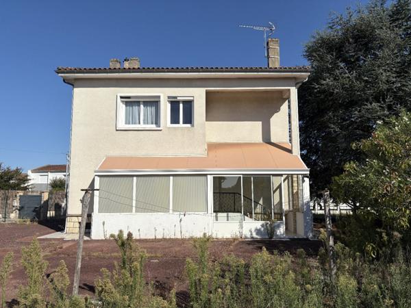 Maison familiale avec cinq chambres