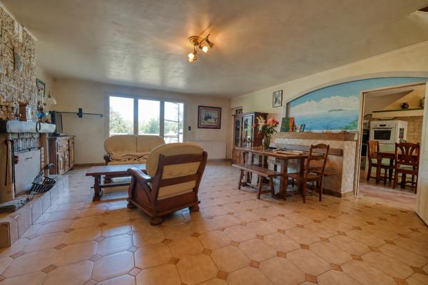 Vente maison T5 Cap Corse - Macinaggio - Rogliano 186 m2 avec jardin 1110 m2 - dépendance - garage