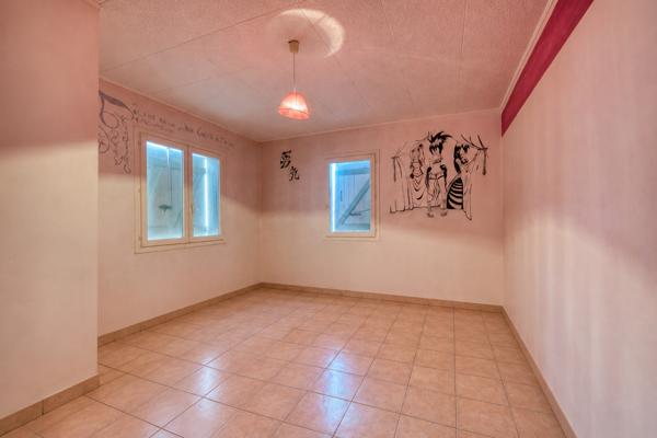 Vente maison T5 Cap Corse - Macinaggio - Rogliano 186 m2 avec jardin 1110 m2 - dépendance - garage