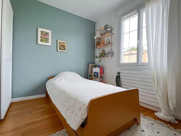 A VENDRE Maison plain pied AVRILLE - 3 chambres - Jardin - Garage