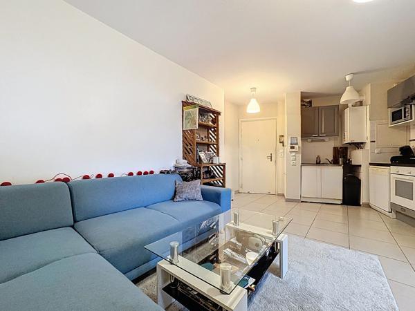 Le Teich proche Gare ! Au calme, T2 de 40 m2, terrasse, jardin, parking !