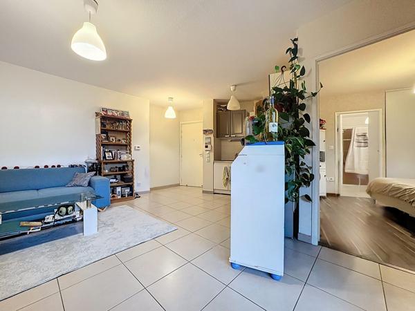 Le Teich proche Gare ! Au calme, T2 de 40 m2, terrasse, jardin, parking !