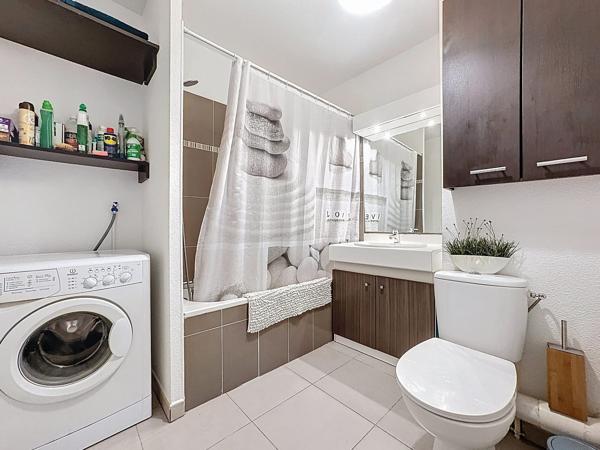 Le Teich proche Gare ! Au calme, T2 de 40 m2, terrasse, jardin, parking !