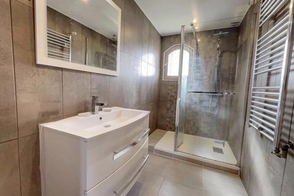 La Teste de Buch, Maison 6 pièces de 207 m2, terrasse, garage, parcelle de 750 m2 !