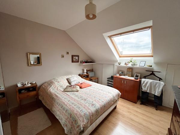 Maison
                                                                                                                                                                                                                                                                                                                        5 pièce(s)                                                                                                                                                                                                          3 chambre(s)                                                                                                                                                                                                          83.29  m²