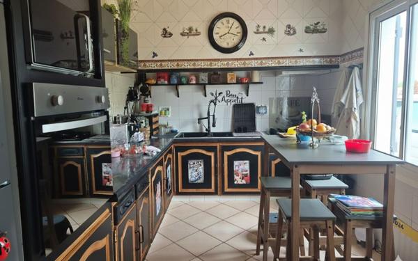 Maison à vendre    5 pièces •  Villeneuve-de-Marsan