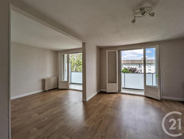 Appartement F4 à vendre  4 pièces - 77,90 m2 ST JEAN DE LA RUELLE - 45