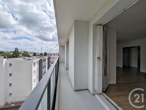 Appartement F4 à vendre  4 pièces - 77,90 m2 ST JEAN DE LA RUELLE - 45
