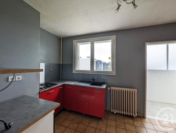 Appartement F4 à vendre  4 pièces - 77,90 m2 ST JEAN DE LA RUELLE - 45