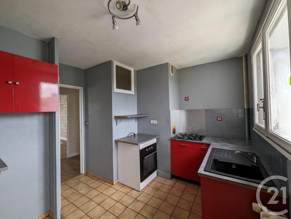 Appartement F4 à vendre  4 pièces - 77,90 m2 ST JEAN DE LA RUELLE - 45