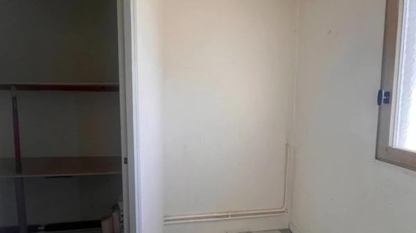 Appartement à vendre situé au 3e étage, de type 3, d’une surface de 70 m² habitable.