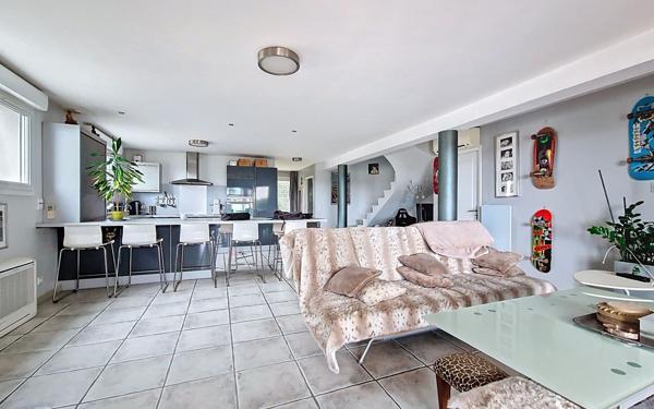 Appartement à vendre    4 pièces • 125 m2 Bayonne