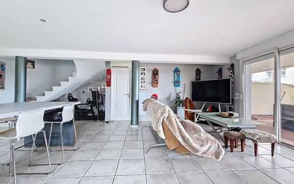 Appartement à vendre    4 pièces • 125 m2 Bayonne