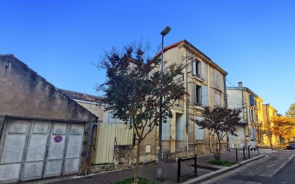 Maison à vendre    6 pièces •  Agen