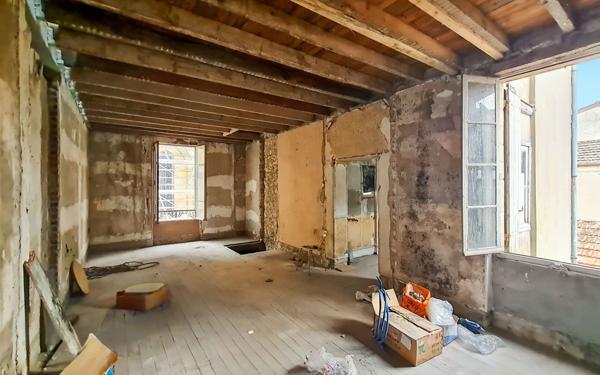 Maison à vendre    6 pièces •  Agen