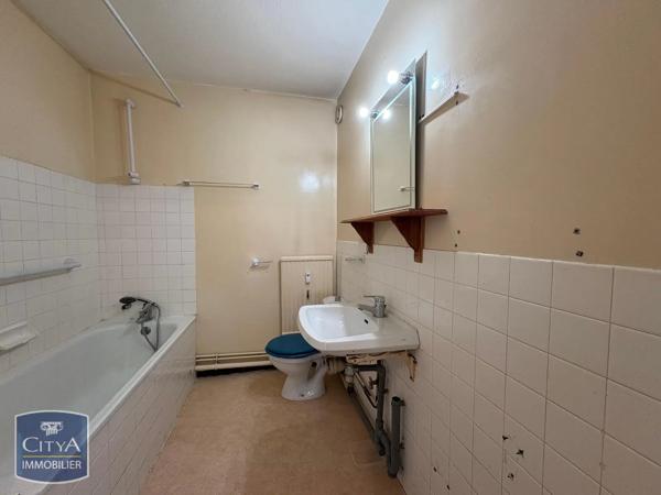 Appartement à louer 1 pièce 35.77m² Mâcon (71000)